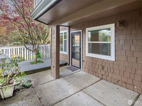 4084 220th Place SE 1038, Issaquah WA 98029