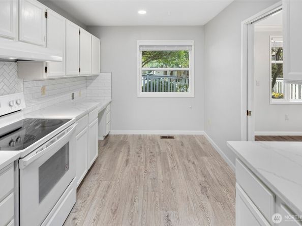 4084 220th Place SE 1038, Issaquah WA 98029