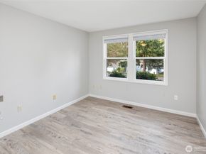 4084 220th Place SE 1038, Issaquah WA 98029