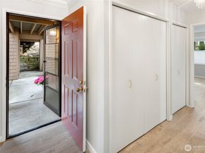 4084 220th Place SE 1038, Issaquah WA 98029