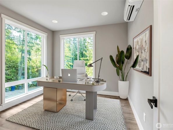 1343 211th Avenue NE, Sammamish WA 98074