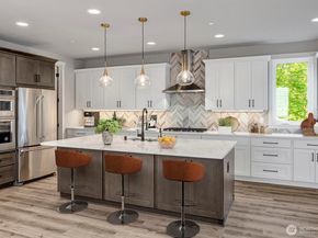 1343 211th Avenue NE, Sammamish WA 98074