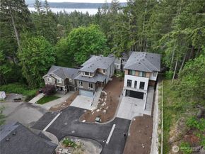 1343 211th Avenue NE, Sammamish WA 98074