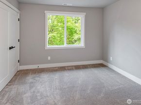 1343 211th Avenue NE, Sammamish WA 98074