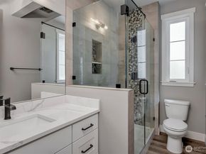 1343 211th Avenue NE, Sammamish WA 98074