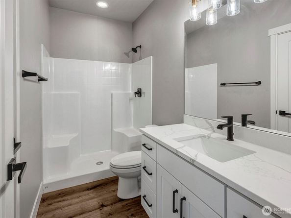 1343 211th Avenue NE, Sammamish WA 98074