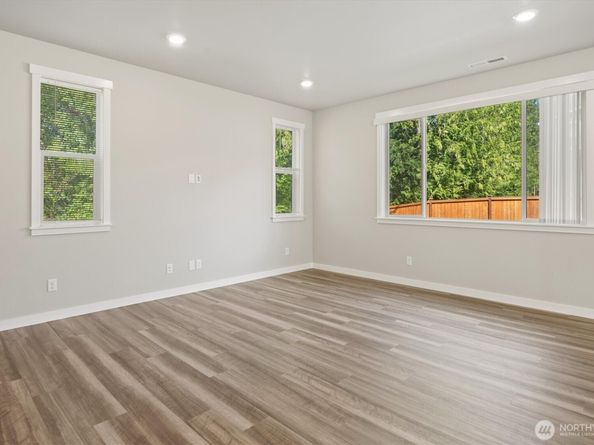 30341 117th Court SE, Auburn WA 98092