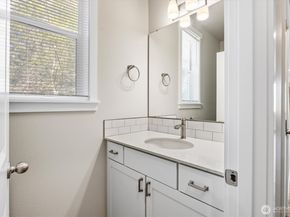 30341 117th Court SE, Auburn WA 98092