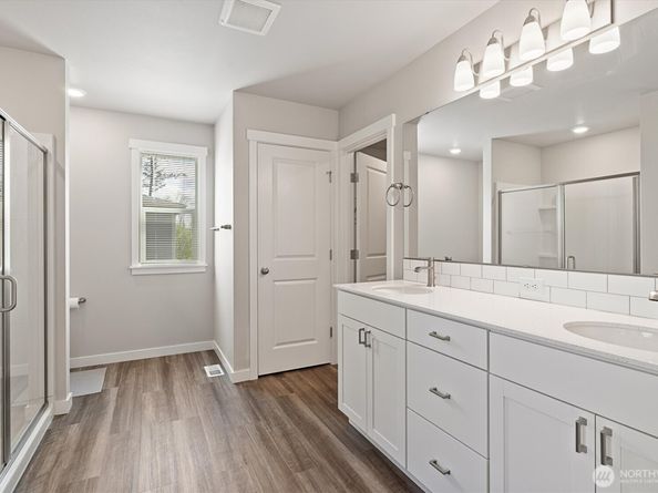 30341 117th Court SE, Auburn WA 98092