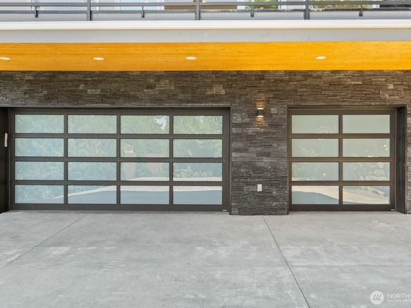 16831 84th Lane NE, Kenmore WA 98028