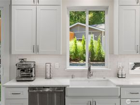 16831 84th Lane NE, Kenmore WA 98028