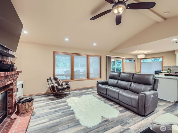 15413 34th Avenue SE, Mill Creek WA 98012