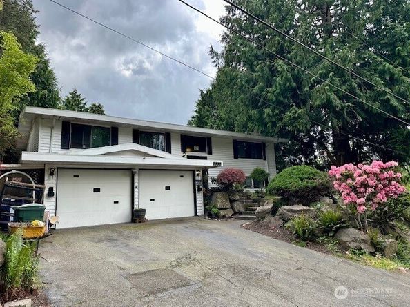 2232 177th Place SW, Lynnwood WA 98037