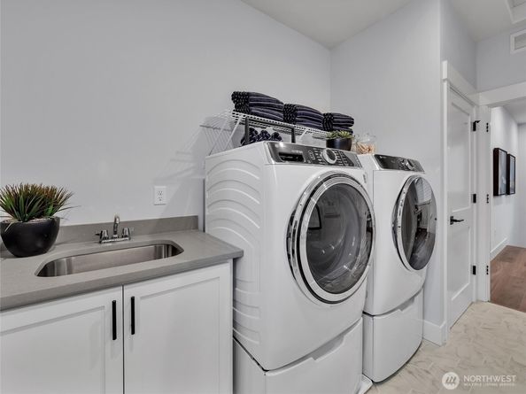 306 182ND Place SE, Bothell WA 98012
