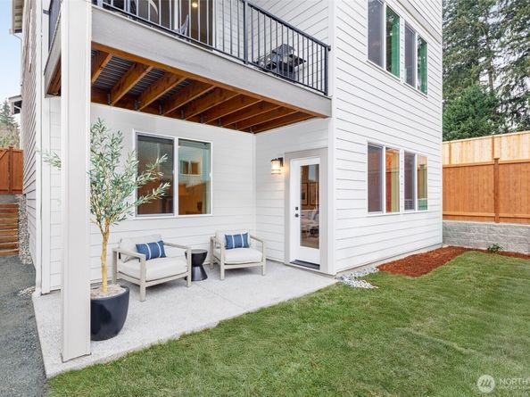 306 182ND Place SE, Bothell WA 98012