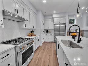 306 182ND Place SE, Bothell WA 98012