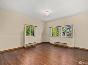 2727 36th Avenue SW, Seattle WA 98126