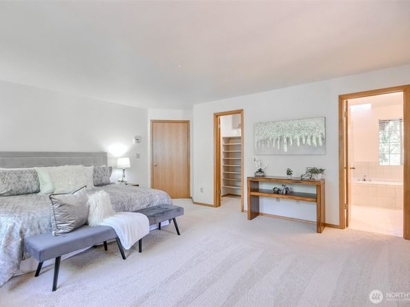 1742 N 122nd Street, Seattle WA 98133
