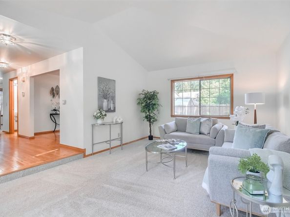 1742 N 122nd Street, Seattle WA 98133