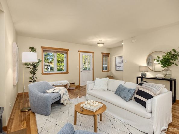 1314 Polly's Lane, Bainbridge Island WA 98110