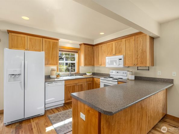 1314 Polly's Lane, Bainbridge Island WA 98110