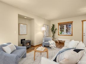 1314 Polly's Lane, Bainbridge Island WA 98110