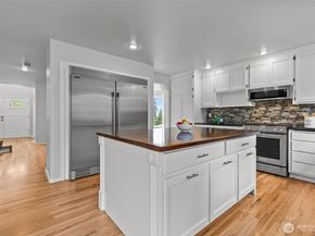 2423 Viewcrest Avenue, Everett WA 98203
