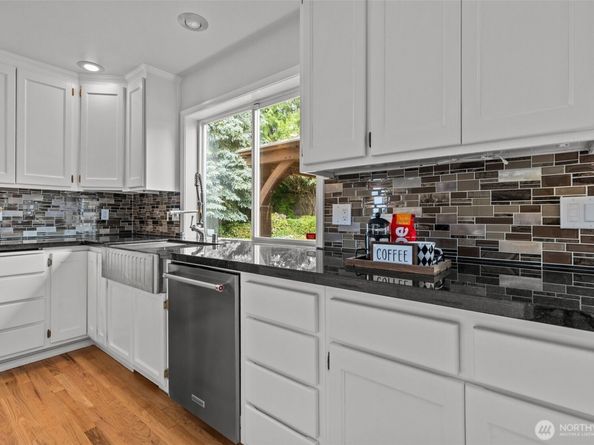 2423 Viewcrest Avenue, Everett WA 98203