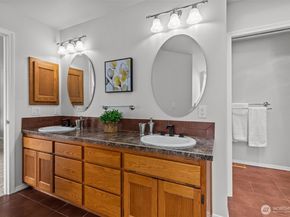 2423 Viewcrest Avenue, Everett WA 98203