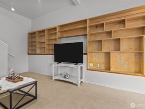 2423 Viewcrest Avenue, Everett WA 98203