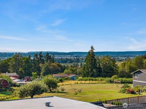 7627 10th Street SE, Lake Stevens WA 98258