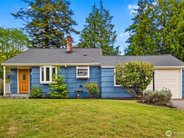 17036 14th Avenue NE, Shoreline WA 98155