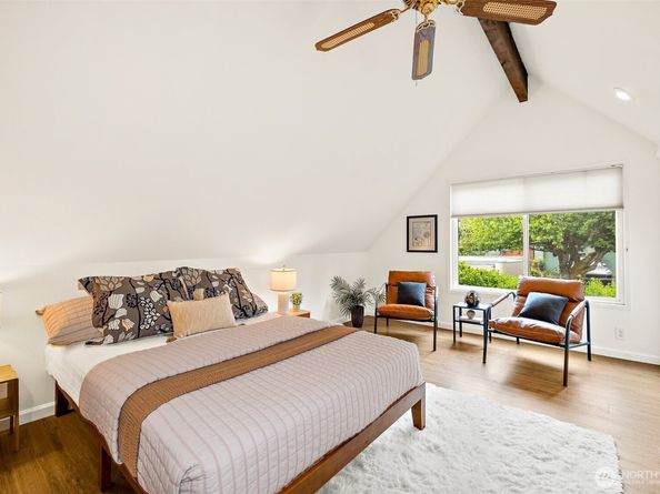 10602 NE 60th Street, Kirkland WA 98033
