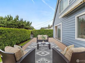 10602 NE 60th Street, Kirkland WA 98033