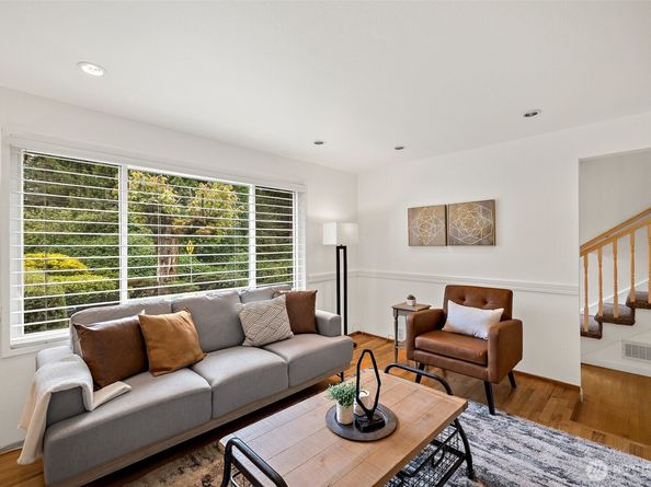 10602 NE 60th Street, Kirkland WA 98033