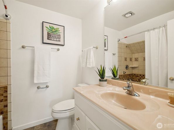 10602 NE 60th Street, Kirkland WA 98033