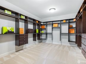 9827 NE 20th Street, Bellevue WA 98004