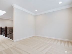 9827 NE 20th Street, Bellevue WA 98004