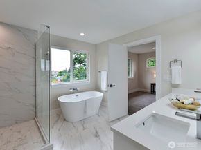 23801 100th Avenue SE, Kent WA 98031