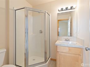 11564 SE 170th Court, Renton WA 98055