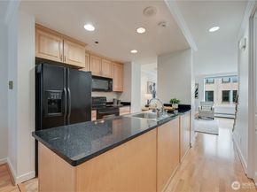 98 Union Street 513, Seattle WA 98101