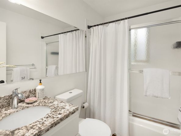 3834 175th Avenue NE E49, Redmond WA 98052