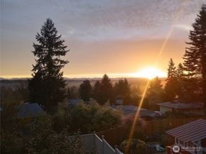 22423 3rd Avenue SE, Bothell WA 98021
