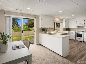 22423 3rd Avenue SE, Bothell WA 98021