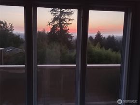 22423 3rd Avenue SE, Bothell WA 98021