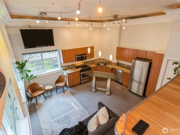 621 5th Avenue N 102, Seattle WA 98109