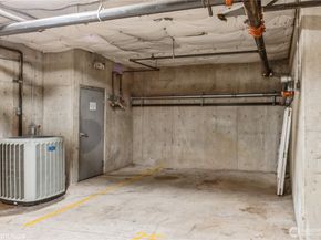621 5th Avenue N 102, Seattle WA 98109