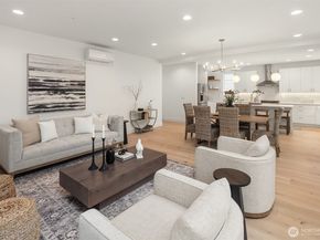 10304 NE 113th Place, Kirkland WA 98033