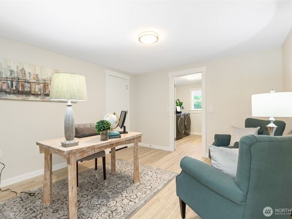 20103 75th Avenue NE, Kenmore WA 98028