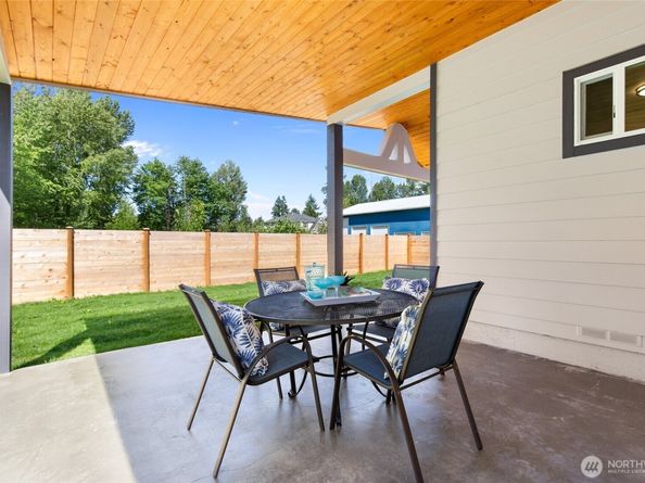 20103 75th Avenue NE, Kenmore WA 98028